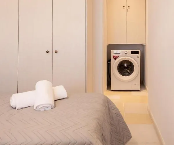 Anneza Nikola Αγκαιριά